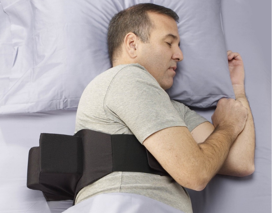 Для избавления от храпа нужно привыкнуть спать на боку Для избавления от храпа нужно привыкнуть спать на боку