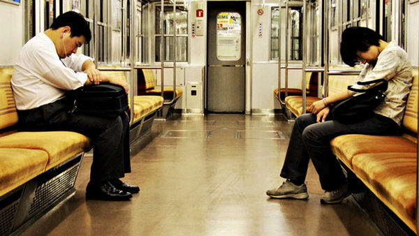 sleeping-in-subway.jpg sleeping-in-subway.jpg