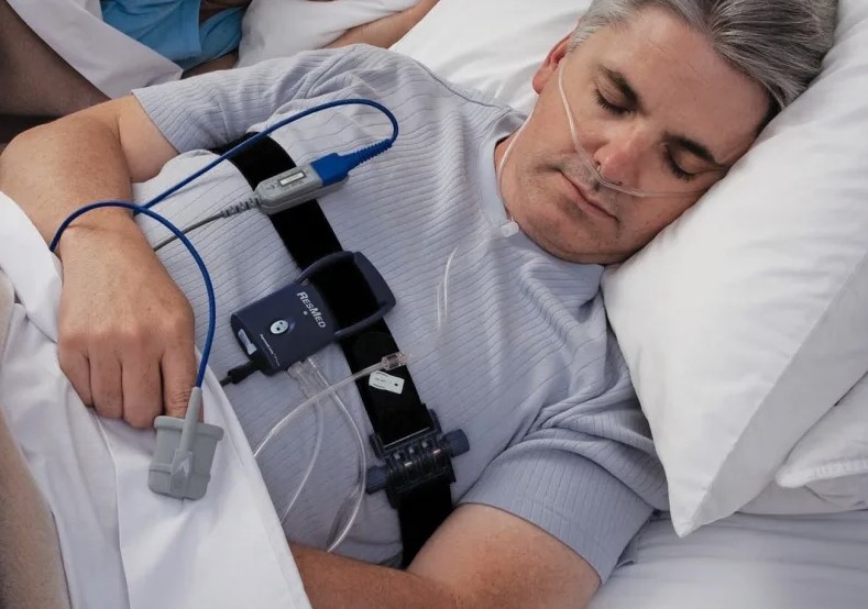 2-4-kardioresperatorni-monitoring-pozvolaet-razlichit.jpg Кардиореспираторный мониторинг позволяет различить типы апноэ и оценить риск осложнений